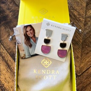 Kendra Scott Luna Gold Drop Earrings in Pink Mix